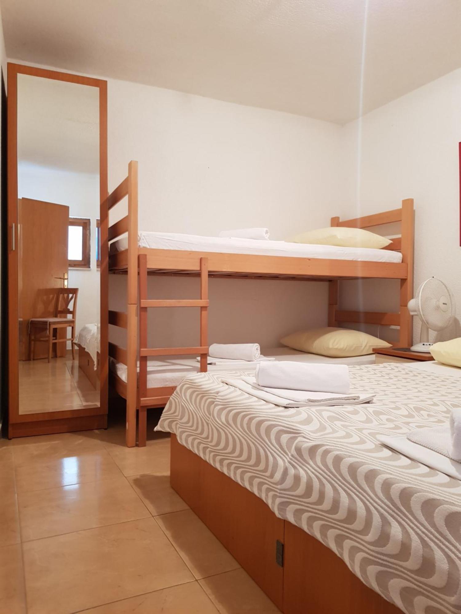 Apartmani Laguna กราดัซ ภายนอก รูปภาพ